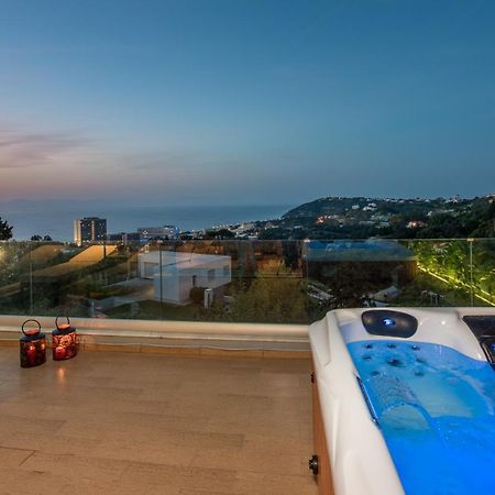 Flyviewflatsgold Privatehottub With Seaview Apartman Ixiá Kültér fotó